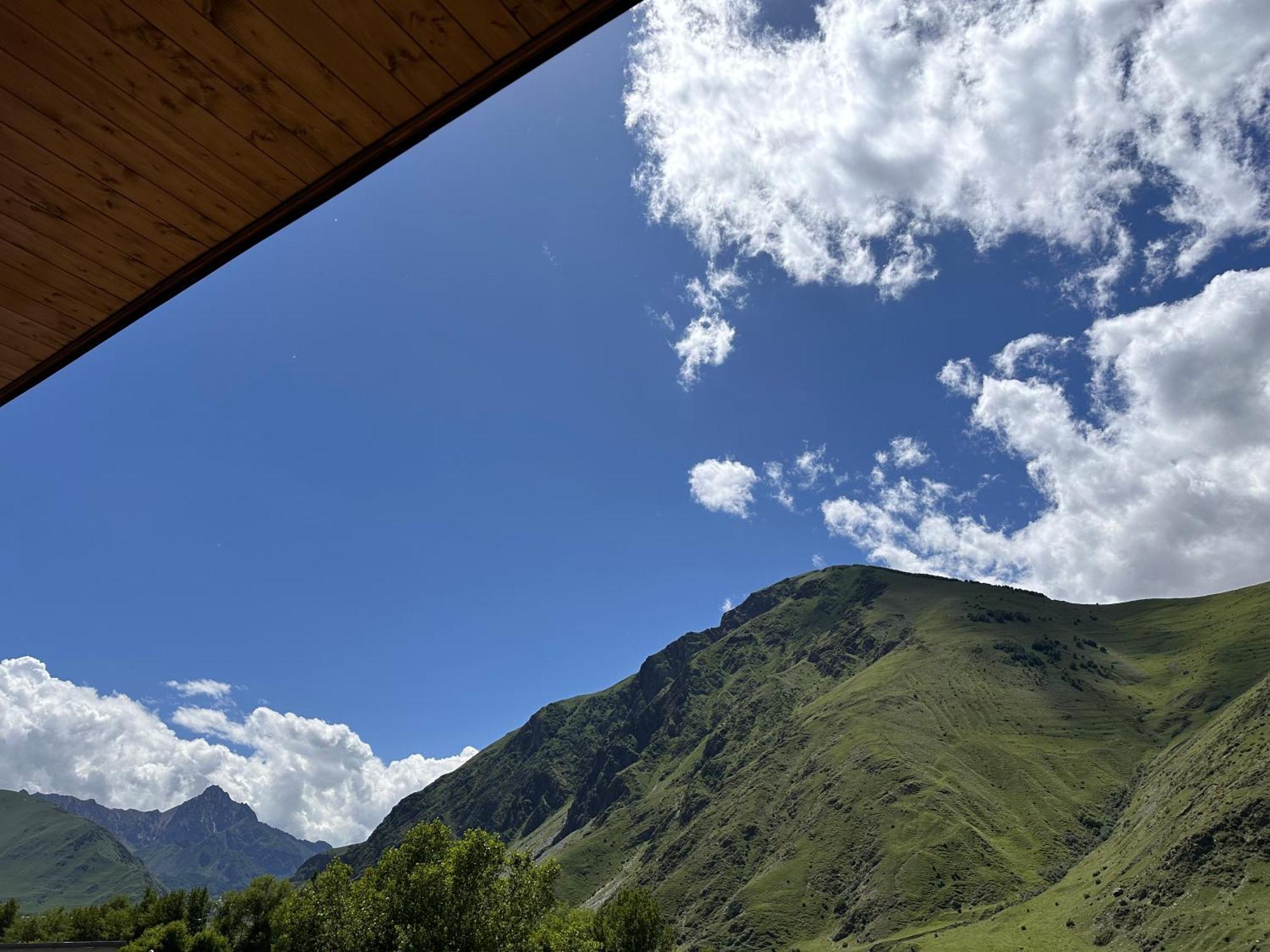 Hotel Mountime Kazbegi 외부 사진